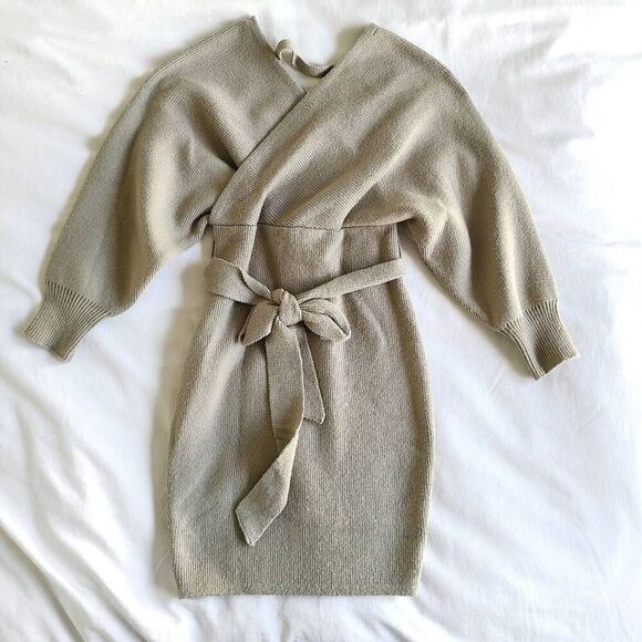 Lulus Sweater Dress Women's XS Green Knit Long Sleeve Tie‎ Front Wrap V-Neck - Picture 3 of 8